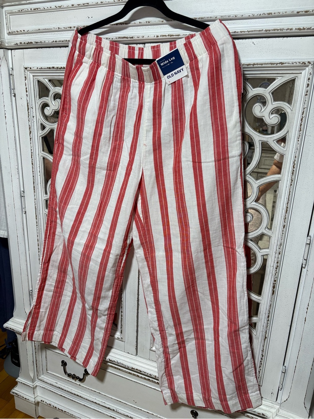Old Navy Women’s Red and White Striped Wide-Leg Bottoms $15 or 2 for $25